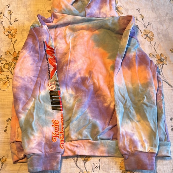 A Day to Remember Sweatshirt Size Small Tie Dye - Picture 4 of 4